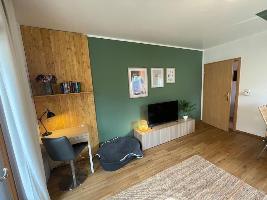 Cozy Wilkipartment Bis 4 Pers - Hund - Netflix - Wlan - Wintergarten - Coffeebar - Popcorn Ферль Экстерьер фото