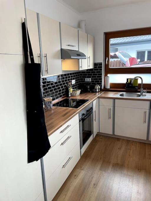 Cozy Wilkipartment Bis 4 Pers - Hund - Netflix - Wlan - Wintergarten - Coffeebar - Popcorn Ферль Экстерьер фото